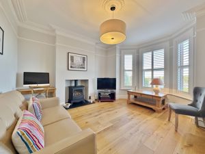 Photo 6- click for photo gallery